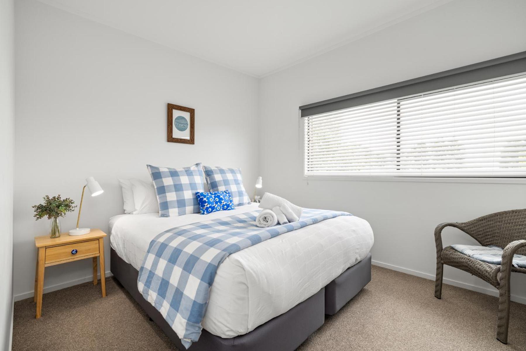 Centrally Located- Modern Sunny Townhouse Mount Maunganui Exteriör bild