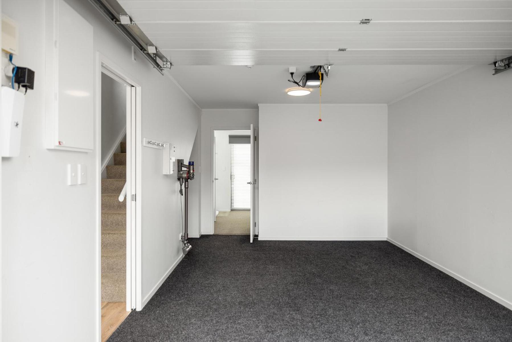 Centrally Located- Modern Sunny Townhouse Mount Maunganui Exteriör bild