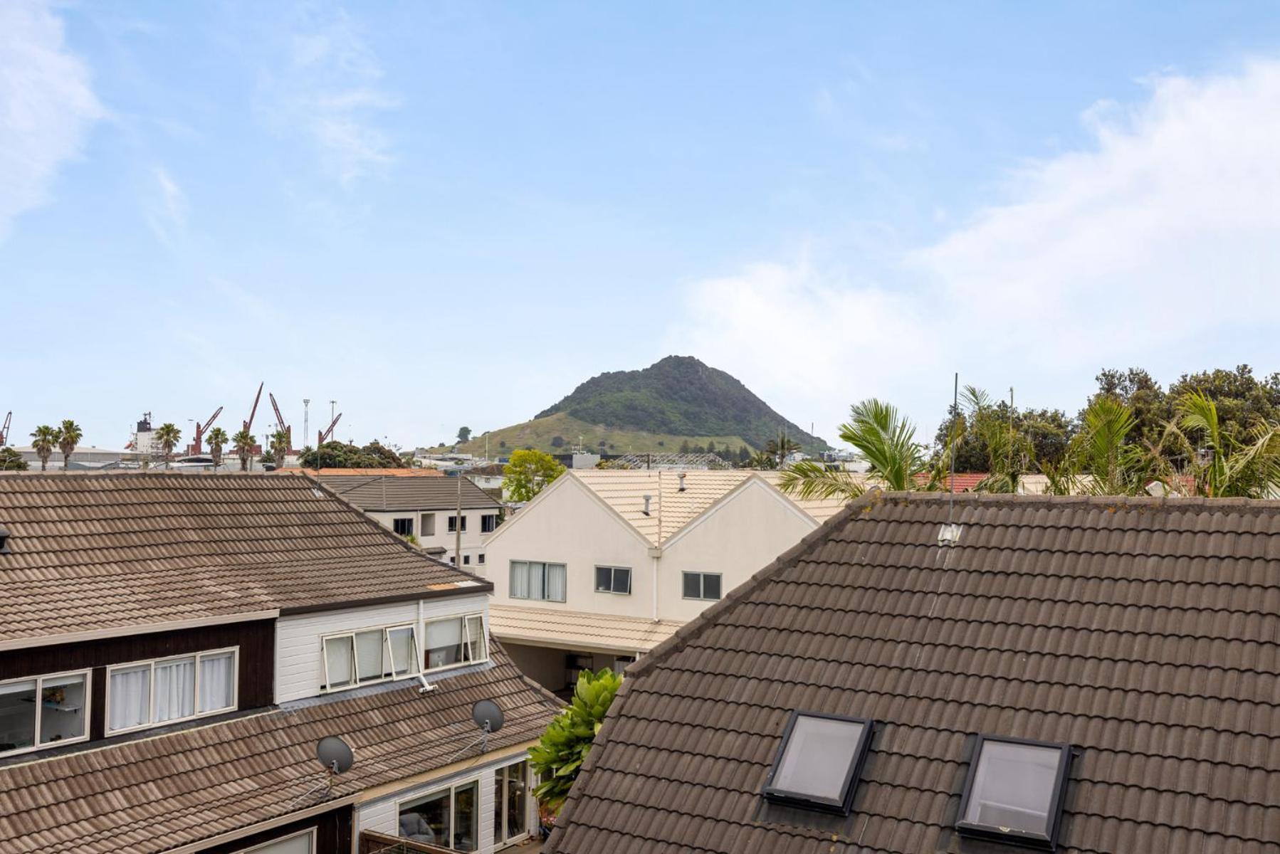 Centrally Located- Modern Sunny Townhouse Mount Maunganui Exteriör bild