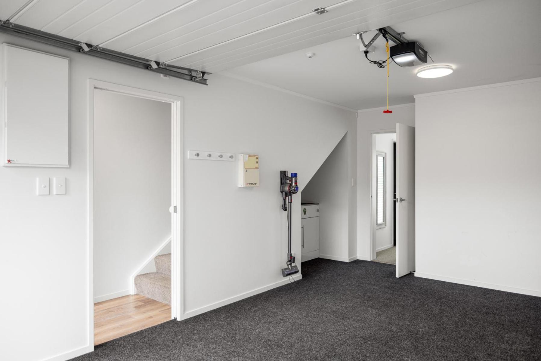 Centrally Located- Modern Sunny Townhouse Mount Maunganui Exteriör bild